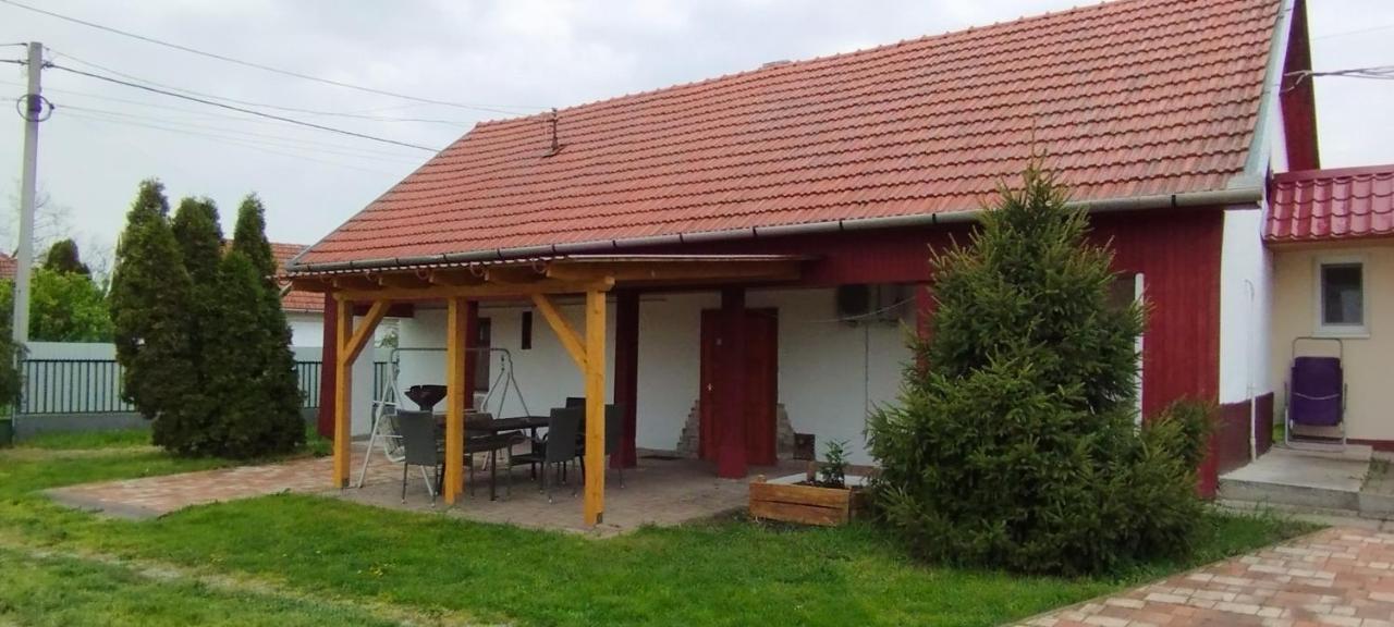 Rákóczi Vendégház Poroszló Kültér fotó
