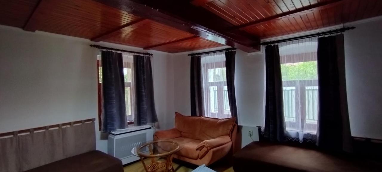 Rákóczi Vendégház Poroszló Kültér fotó